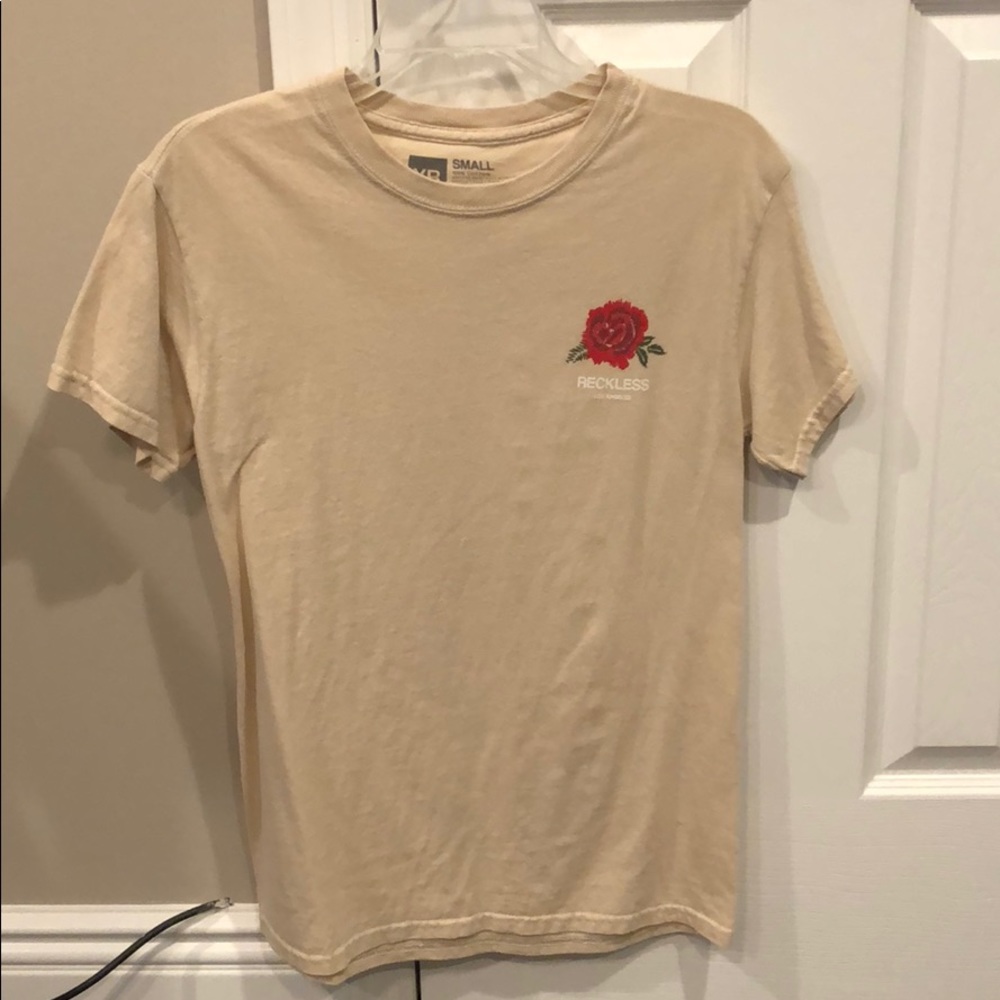 Young & Reckless mens small t-shirt